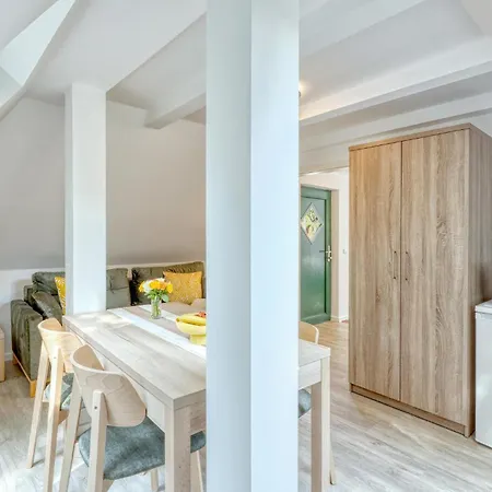 3 Bedroom Awesome In
