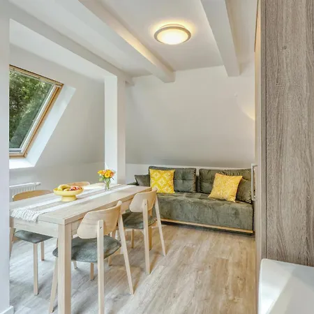 3 Bedroom Awesome In *
