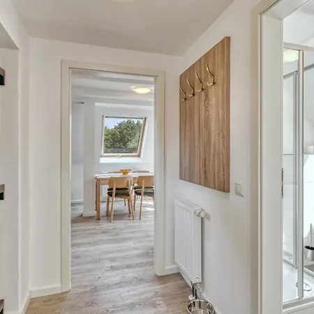 3 Bedroom Awesome In Apartmán *