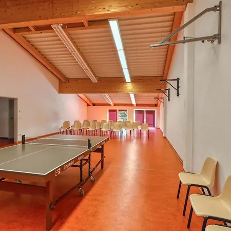 3 Bedroom Awesome In Altenkirchen (Mecklenburg-Vorpommern)