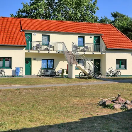 3 Bedroom Awesome In Altenkirchen (Mecklenburg-Vorpommern)