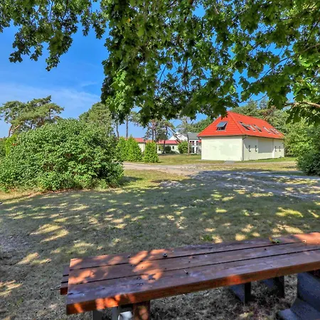 Apartmán 3 Bedroom Awesome In Altenkirchen (Mecklenburg-Vorpommern)